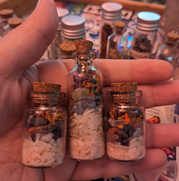 1st Posh Live NOW! Manifesting Magic Up On Here!!! 🔮✨🧙‍♀️🪄💎 - Picture 15 of 15